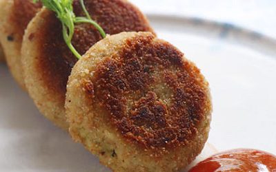 VIDEO: Crunchy Chicken Cutlets