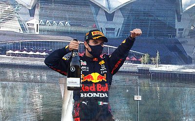F1 PICS: Perez wins Azerbaijan GP