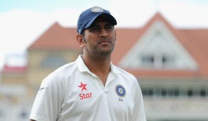 Anderson crossed the line: Dhoni 