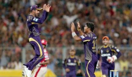 Umesh Yadav guides Kolkata into IPL final 