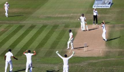 PHOTOS: Dhoni holds fort as England bowlers dominate on Day 3