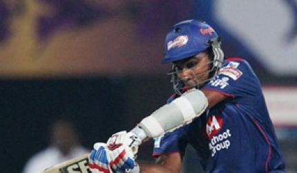 Loss of wickets in middle overs hurt us: Jayawardene