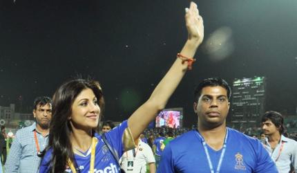 IPL PHOTOS: Who sizzled, Shilpa or Preity? Tell us!