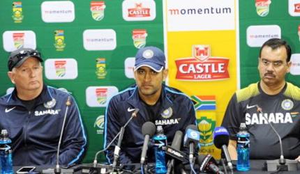 Dhoni promises good series in South Africa