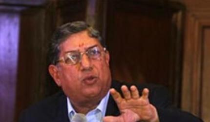 'Don't hound me,' Srinivasan tells media