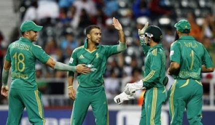 South Africa secure narrow win over Pakistan after rain