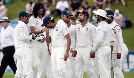 New Zealand Tests Report Card: Thumbs down for Dhoni, Vijay