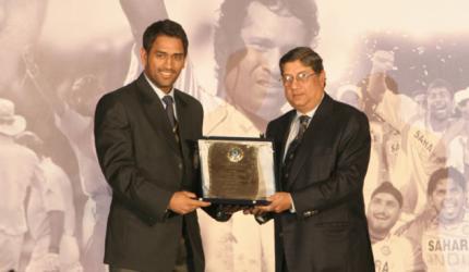 Supreme Court demands termination of CSK; unhappy with Dhoni's dual role