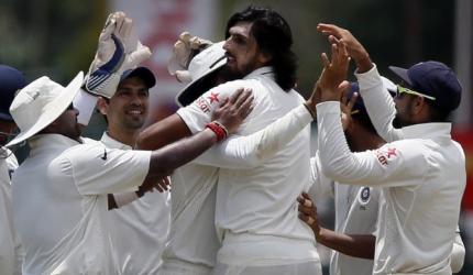 India off to a horror start after Ishant sends SL crashing for 201