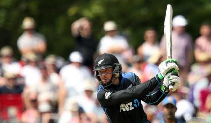 Guptill's blistering century fashions NZ win over South Africa