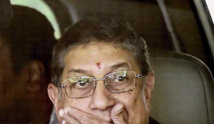 Supreme Court slams Srinivasan for attending BCCI meet