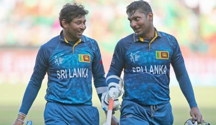 Centurions Dilshan, Sangakkara thrash Bangladesh