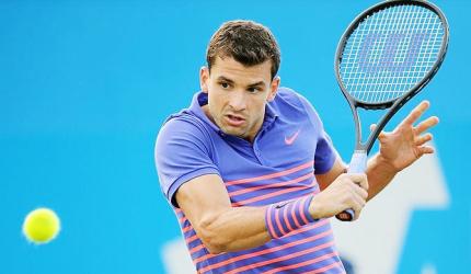 Bad light halts Dimitrov match; Hewitt plays last match at Queen's