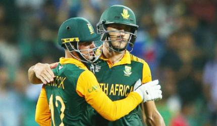 South Africa thrash Sri Lanka, break 'knock-out jinx'