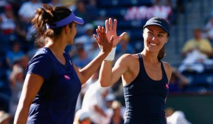 Sania-Hingis pair enters semis of Aegon International