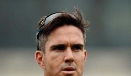 Pietersen released from IPL deal to make county switch