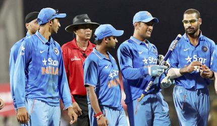 Going into the decider, Dhoni happy with team's complete performance