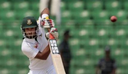 Karnataka's debutant teenager Krishna rocks Bangladesh 'A'