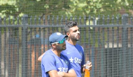 Perth ODI: Sans seam all-rounder, India opt for '3-2 bowling combination'