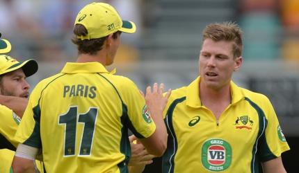 Finch praises Aus bowlers after another easy win over India