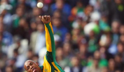 South Africa's WT20-bound spinner Phangiso suspended over illegal action