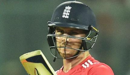 World T20: Brilliant Roy takes England to final