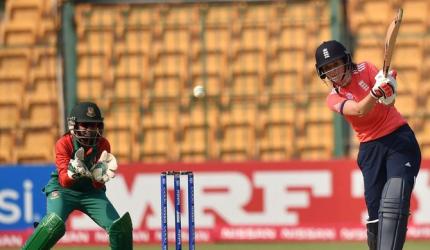 Edwards leads England women to victory over Bangladesh