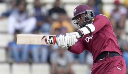 West Indies reach semis after sinking South Africa