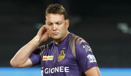 KKR part ways with Kallis, Katich 