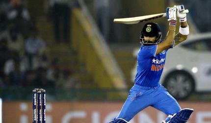 Kohli masterclass sinks Kiwis to take 2-1 lead