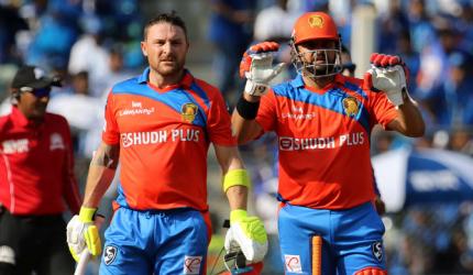 Big blow for Gujarat Lions as McCullum ruled out of IPL 