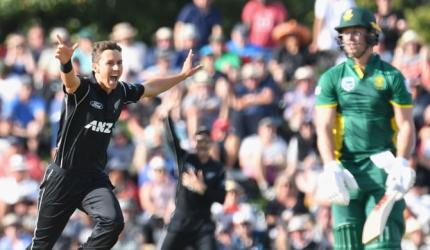 Taylor, Boult shine as NZ square South Africa series