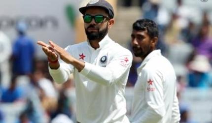 Big B throws his weight behind Kohli