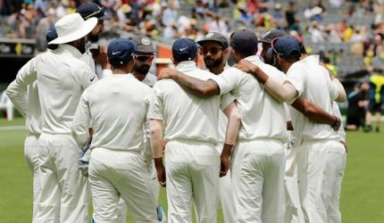 4th Test: Depleted India eye history at Sydney