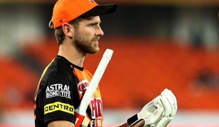 Coronavirus: NZ providing updates to IPL-bound players