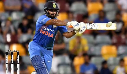 Dhawan praises Pant: He changes games in little time