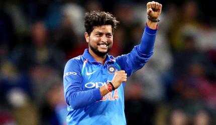 Kuldeep shines as India demolish NZ to take 2-0 lead