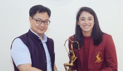 Birthday wishes pour in as World No 1 Smriti turns 23