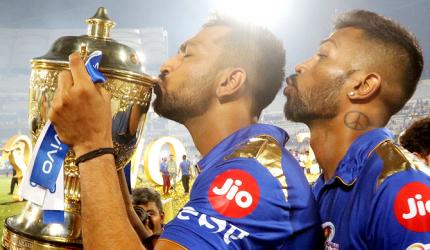 Hardik wins battle between Pandya brothers!