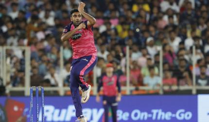 Ashwin needs to bowl more off-spinners: Sangakkara