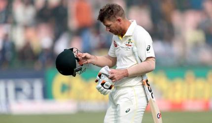 'Warner should have quit after Sydney Test'