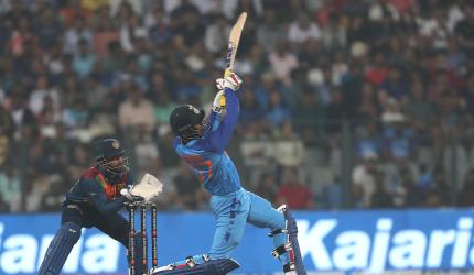 Why batting on tricky No 6 in T20s is difficult