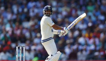 Finger injury won't affect Rahane in 2nd innings