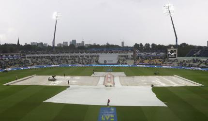 Ashes PHOTOS: Rain halts Australia's charge on Day 3