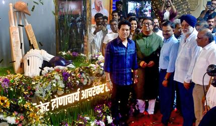 PIX: Tendulkar inaugurates Ramakant Achrekar memorial