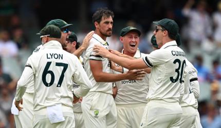 Starc pleased with proceedings on Day 1