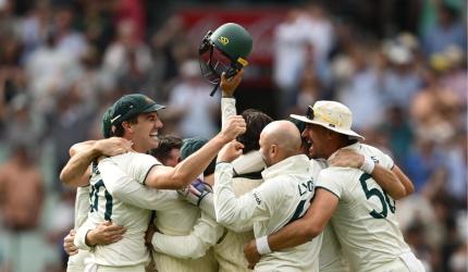 PIX: Aus thump India at MCG, take 2-1 lead