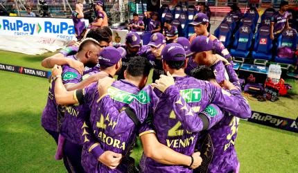 IPL match pauses to honour Pahalgam terror victims