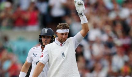 From one No 4 to another: Root's touching tribute