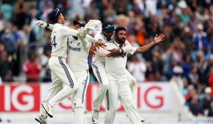 Siraj Leads India to Thrilling Series-Levelling Victory